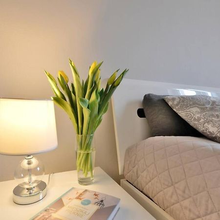 Z Apartment On Town Hall - Rynek Ratusz - 2 Rooms Вроцлав Екстериор снимка